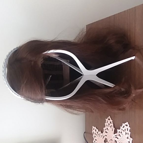 Wig - Picture 2 of 8